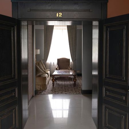 Plaza Hotel Kokshetau Bagian luar foto