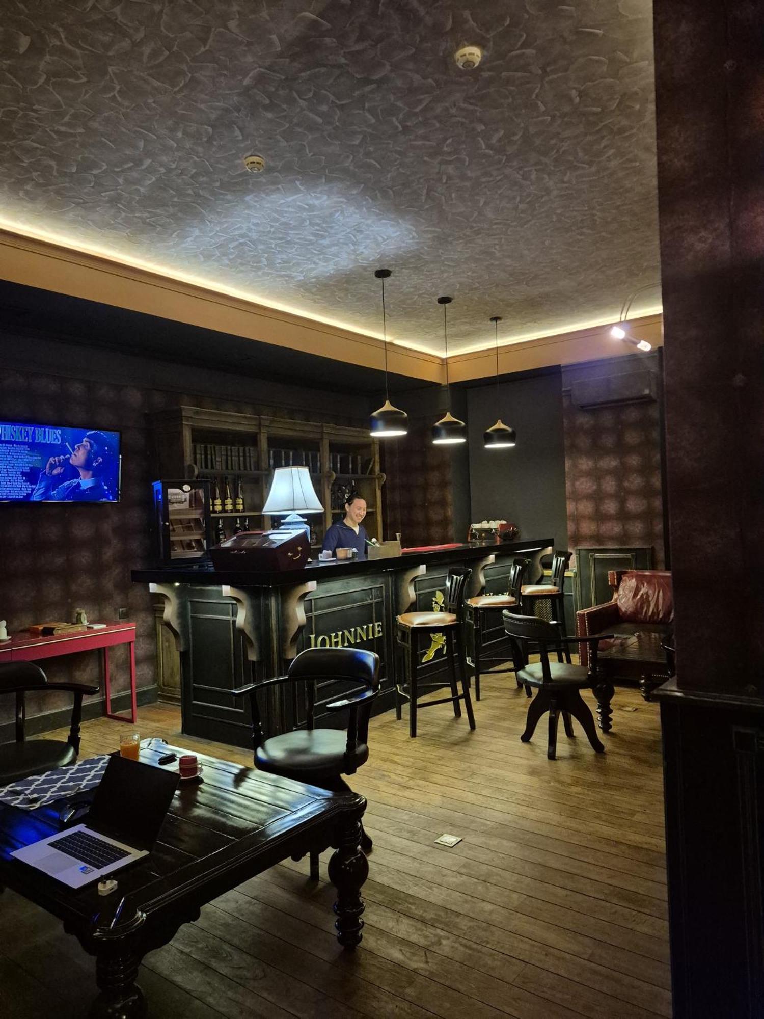 Plaza Hotel Kokshetau Bagian luar foto
