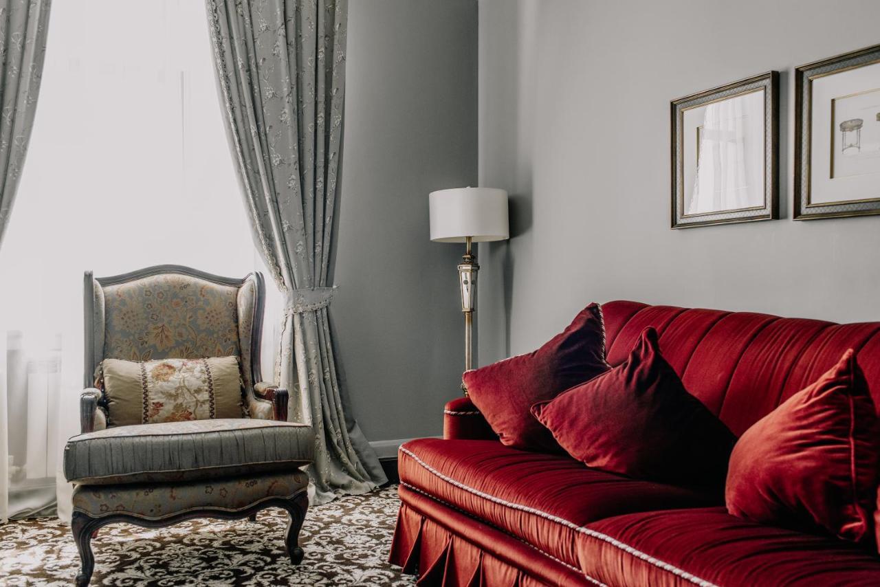 Plaza Hotel Kokshetau Bagian luar foto